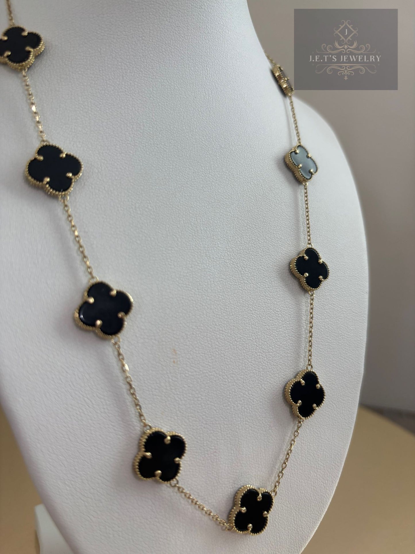 Black Floral Design Necklace