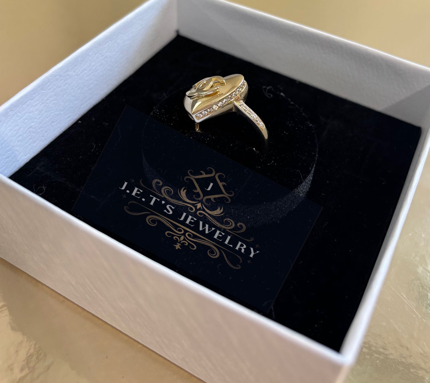 J.E.T's Jewelry Ring Gold Heart