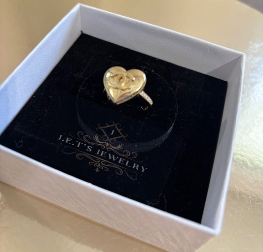 J.E.T's Jewelry Ring Gold Heart